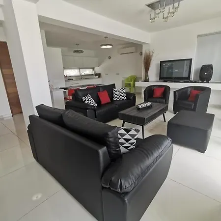 Royal Sugar Villa Ayia Napa